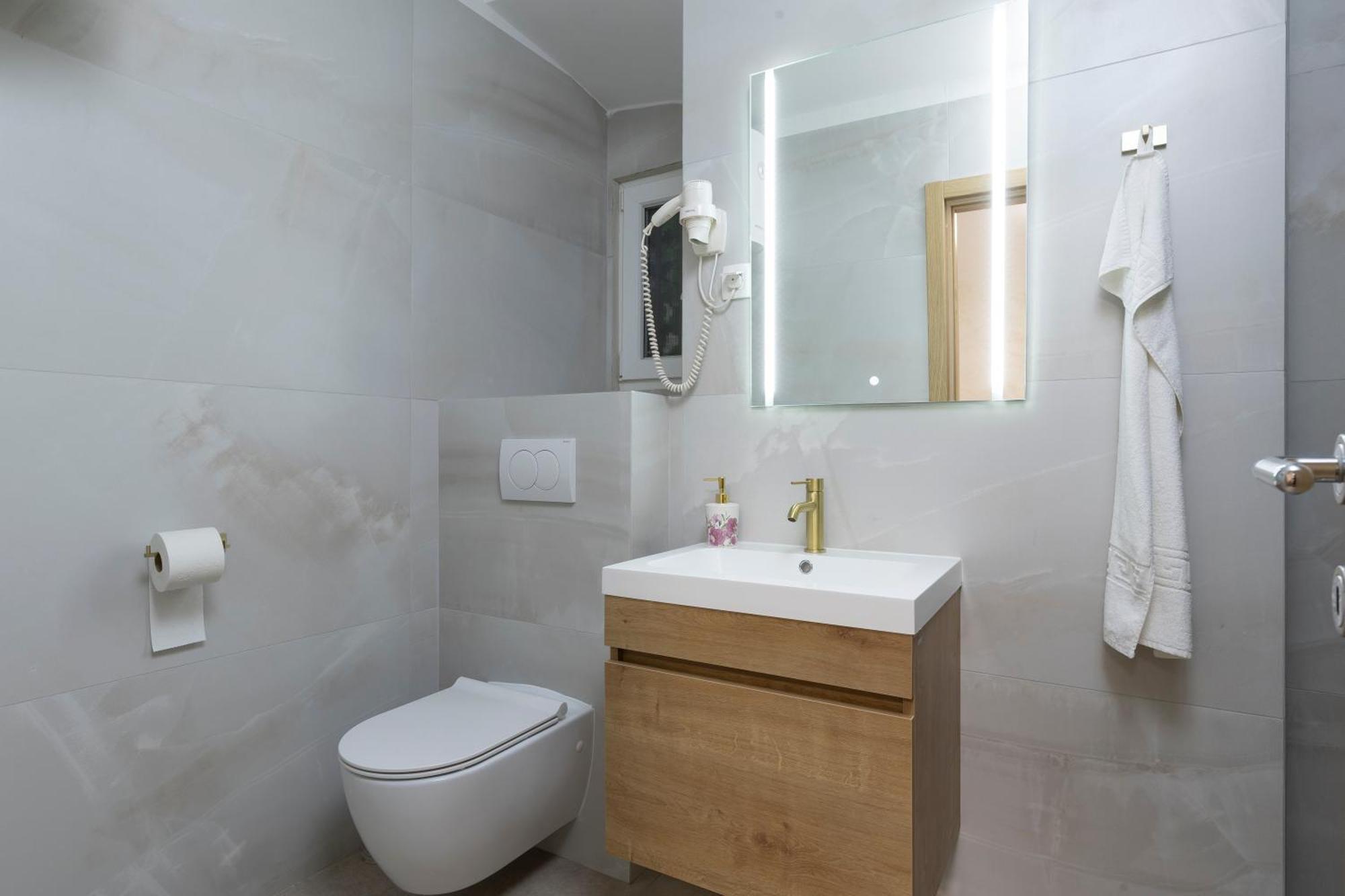 Split Varos Inn Екстер'єр фото
