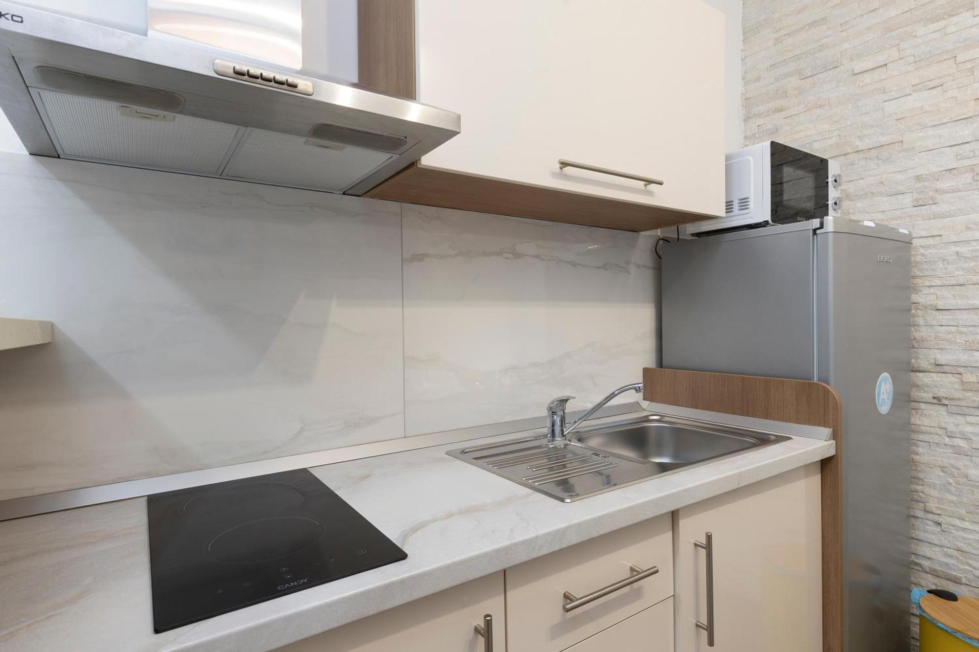 Split Varos Inn Екстер'єр фото